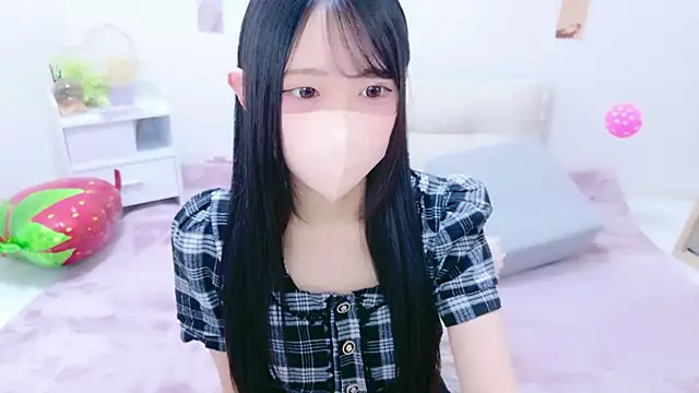 Snapshot of Suzu_ch_xx chatting on May 2026 05:20:01 PM Suzu ch xx online show from May 2026 05:20:01 PM
