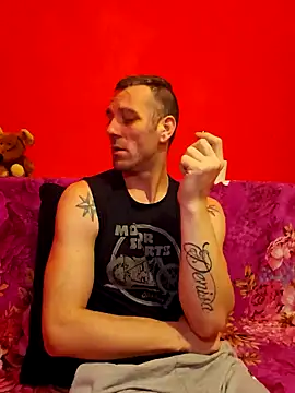 Snapshot of Aian09 chatting on February 2025 10:55:02 PM Aian09 online show from February 2025 10:55:02 PM