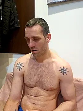 Snapshot of Aian09 chatting on March 2025 09:43:02 PM Aian09 online show from March 2025 09:43:02 PM