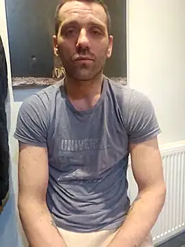 Snapshot of Aian09 chatting on March 2025 09:43:02 PM Aian09 online show from March 2025 09:43:02 PM