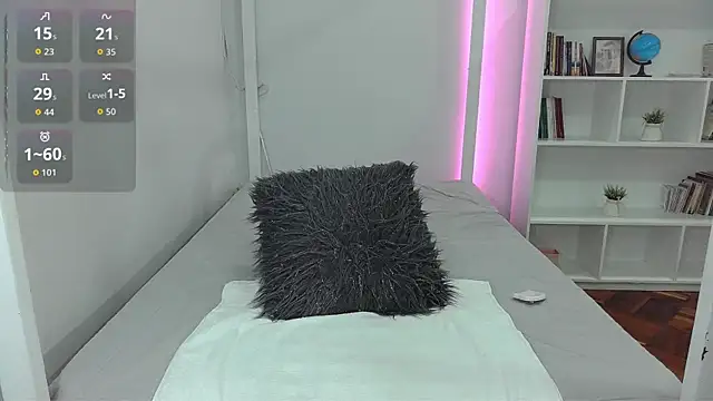 ari rossee online show from November 2025 08:41:02 PM