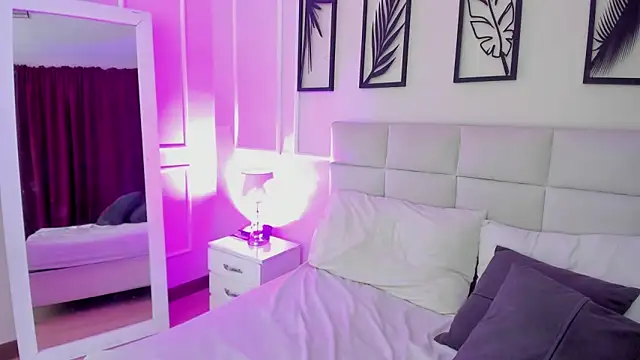 Snapshot of Alisa__walker chatting on March 2025 08:49:01 PM Alisa walker online show from March 2025 08:49:01 PM