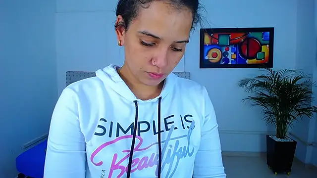 Chiqui milk  online show from January 2025 07:18:01 PM