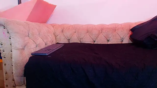 ann berlin online show from September 2025 03:06:02 AM