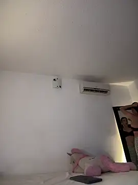 Snapshot of Hips_hannah chatting on February 2025 12:02:01 AM Hips hannah online show from February 2025 12:02:01 AM