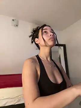 Snapshot of Hips_hannah chatting on March 2025 08:31:01 PM Hips hannah online show from March 2025 08:31:01 PM