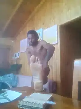 calientoboy online show from January 2025 03:26:01 PM