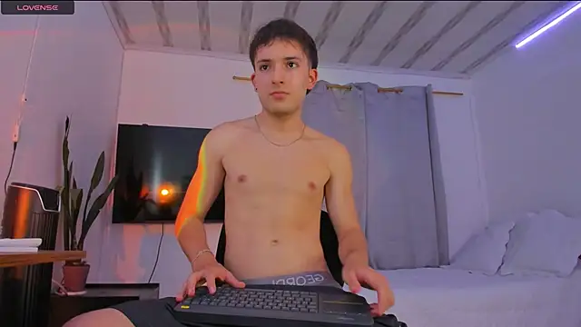 bower and colucci online show from September 2025 01:18:01 AM