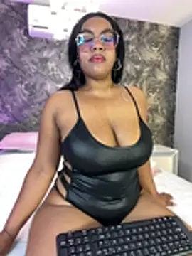 Esmeralda Duarte online show from July 2026 03:41:02 AM