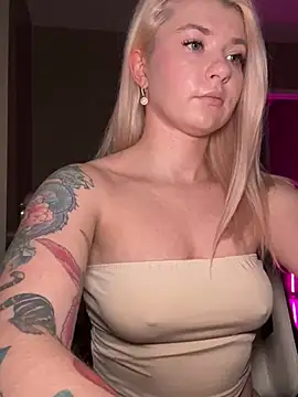 Snapshot of Anour_amour chatting on December 2024 03:03:02 AM Anour amour online show from December 2024 03:03:02 AM