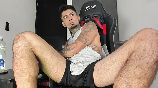 Snapshot of sergiio_mesa27 chatting on November 2025 01:49:01 AM sergiio mesa27 online show from November 2025 01:49:01 AM