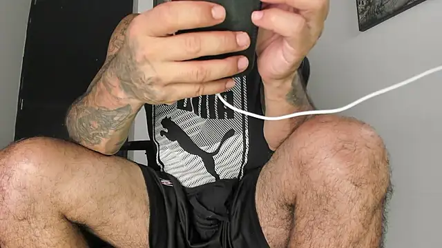 Snapshot of sergiio_mesa27 chatting on March 2026 02:40:02 AM sergiio mesa27 online show from March 2026 02:40:02 AM