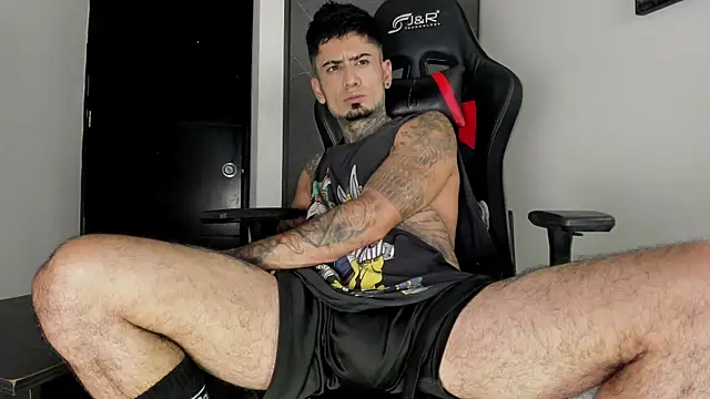 Snapshot of sergiio_mesa27 chatting on March 2026 03:52:01 AM sergiio mesa27 online show from March 2026 03:52:01 AM