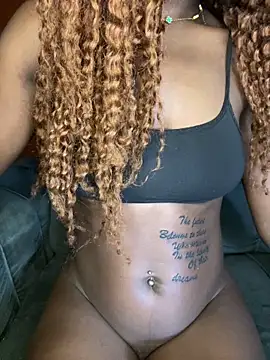 pretty maliah online show from March 2026 10:16:01 PM