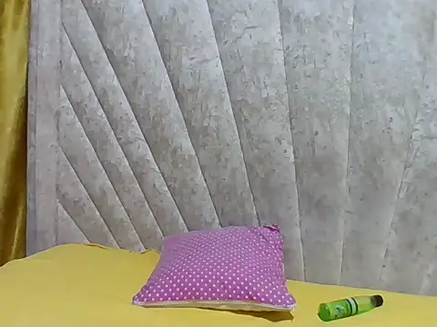 Sexy Villagegal online show from April 2026 04:37:01 PM