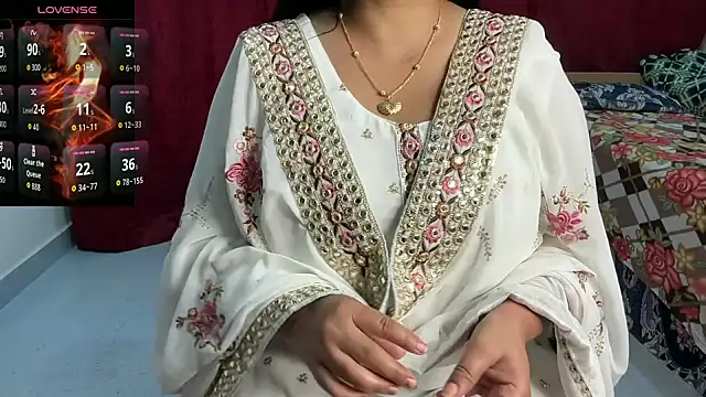 Snapshot of Aishwarya_101_ chatting on December 2025 04:11:01 PM Aishwarya 101 online show from December 2025 04:11:01 PM