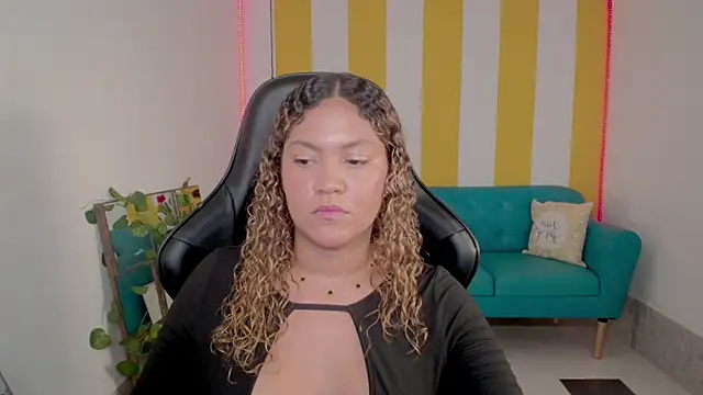 Cristal War online show from September 2025 11:31:02 PM