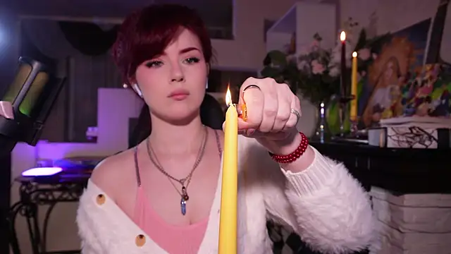 Chriss Fox online show from November 2025 03:23:01 PM