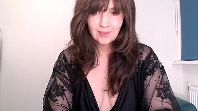 Ella Next Door online show from March 2026 09:18:02 PM