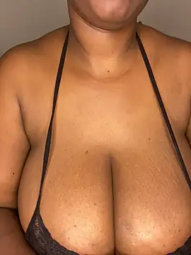 Snapshot of Naughty-sonia2 chatting on July 2026 11:57:02 PM Naughty-sonia2 online show from July 2026 11:57:02 PM