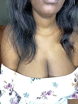 Snapshot of Naughty-sonia2 chatting on August 2026 07:07:02 AM Naughty-sonia2 online show from August 2026 07:07:02 AM