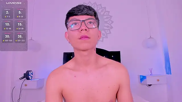 CodyTwink online show from October 2025 03:13:01 PM