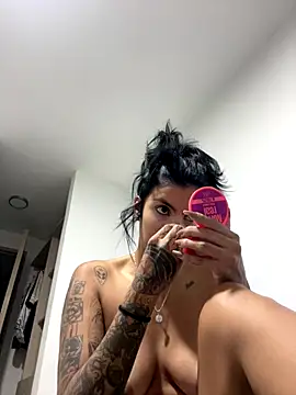 DeuxGold online show from November 2025 01:11:01 AM