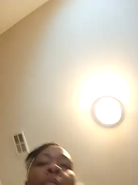 AllLeggs online show from May 2026 07:32:01 PM