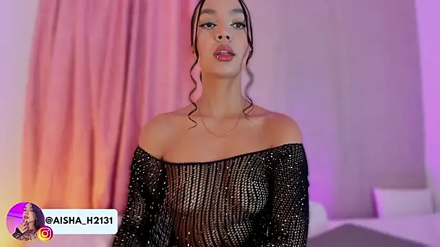 aisha h  online show from November 2025 09:03:02 PM