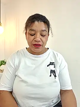 Selket11 online show from February 2026 12:01:01 PM