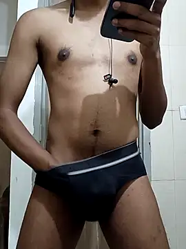 JerryJerome01 online show from November 2025 11:42:02 AM