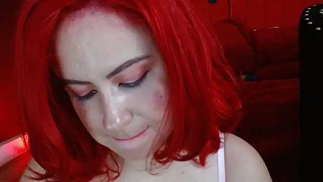 Naty slavedoll online show from February 2025 10:04:01 PM