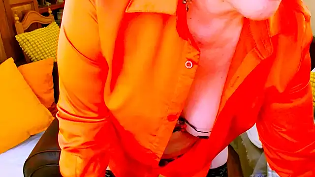 GattonaBiondona online show from October 2025 08:04:01 AM