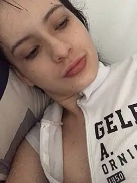 lolacute69 online show from February 2026 12:45:02 PM