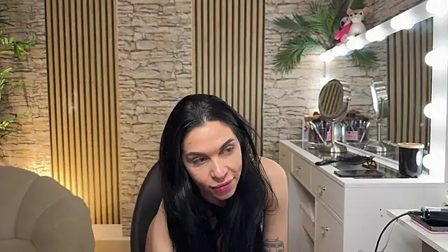 NattyFierros online show from November 2025 09:20:01 AM