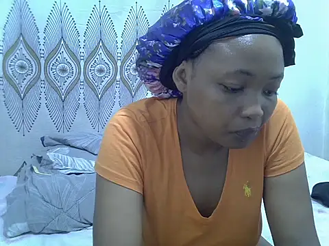 Snapshot of Q_amor2 chatting on March 2026 08:19:01 AM Q amor2 online show from March 2026 08:19:01 AM