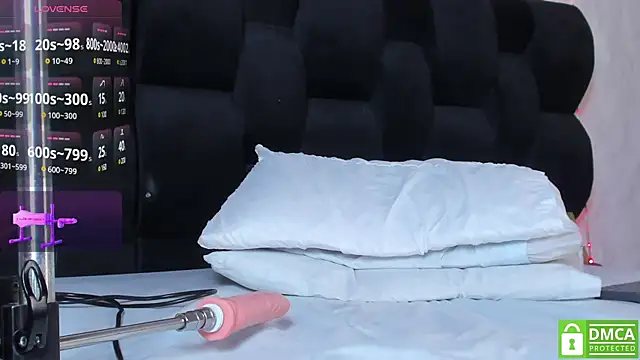 Eris Rose online show from March 2025 11:20:01 PM