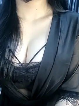  Linez  online show from February 2026 04:25:01 PM