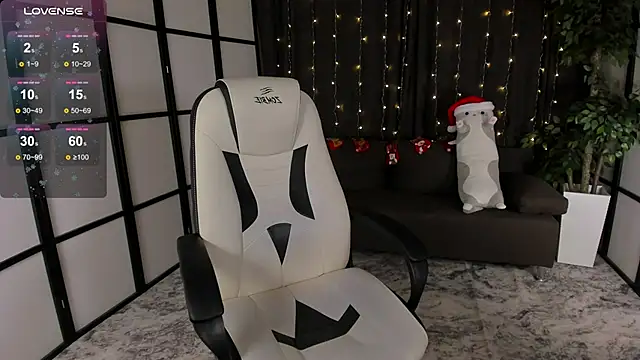 risingrose  online show from December 2024 02:55:01 AM