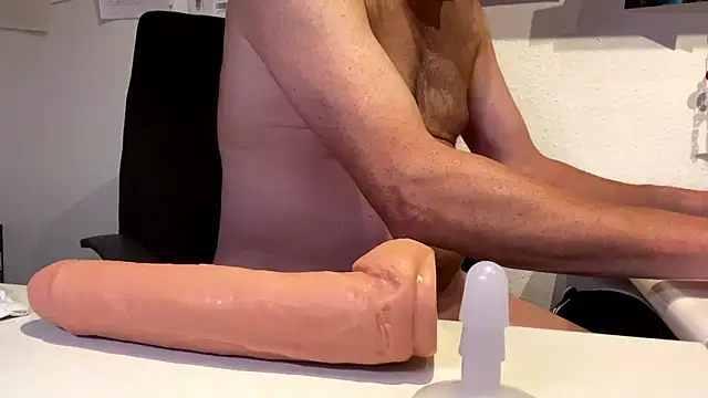 Geilerjung69 online show from November 2025 09:05:02 PM