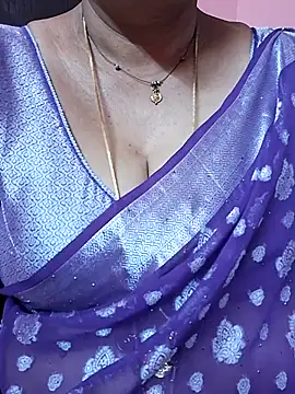 Snapshot of ananya956 chatting on April 2026 10:07:02 PM ananya956 online show from April 2026 10:07:02 PM