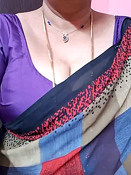Snapshot of ananya956 chatting on May 2026 01:40:01 PM ananya956 online show from May 2026 01:40:01 PM