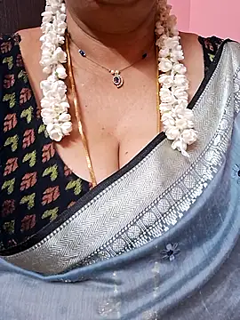 Snapshot of ananya956 chatting on May 2026 01:43:02 AM ananya956 online show from May 2026 01:43:02 AM