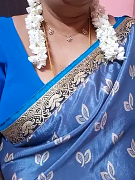 ananya956 online show from June 2026 09:57:01 PM