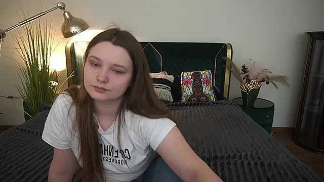 MagicPeachh  online show from May 2026 05:47:01 AM