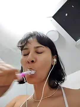 Snapshot of Ramona_Flower chatting on December 2024 08:11:01 AM Ramona Flower online show from December 2024 08:11:01 AM