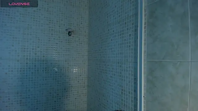 Snapshot of Ramona_Flower chatting on December 2025 02:05:02 AM Ramona Flower online show from December 2025 02:05:02 AM