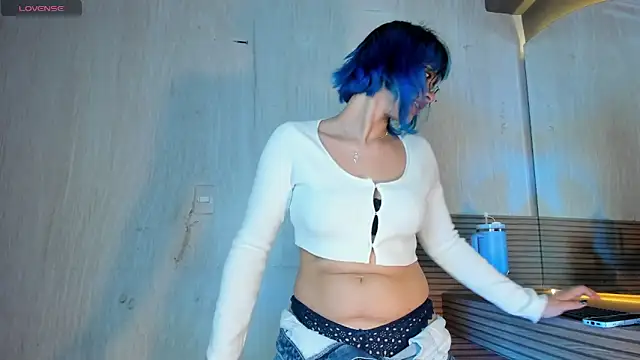 Snapshot of Ramona_Flower chatting on February 2026 11:05:02 AM Ramona Flower online show from February 2026 11:05:02 AM