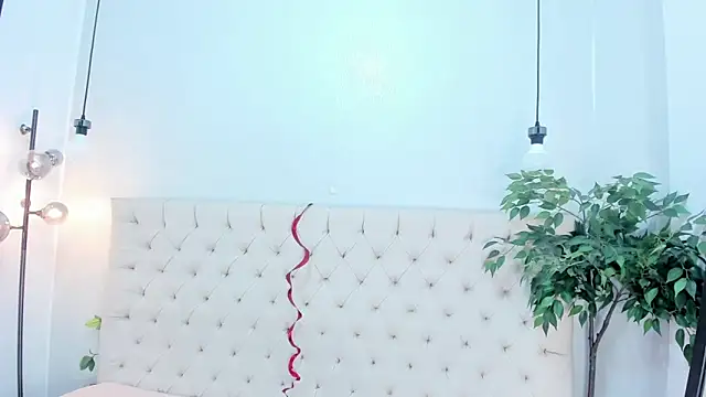 Victoria Coleman online show from February 2026 07:11:01 PM