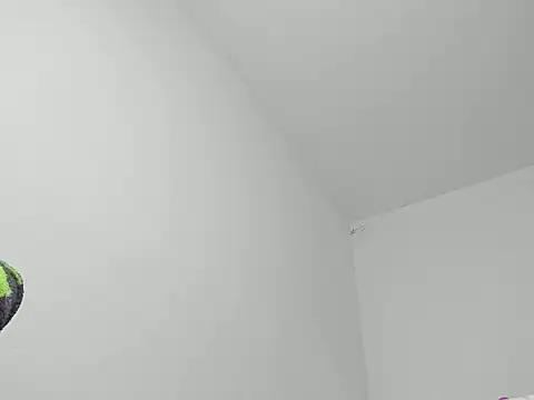 Snapshot of audrey_lawrence chatting on December 2024 03:44:02 PM audrey lawrence online show from December 2024 03:44:02 PM